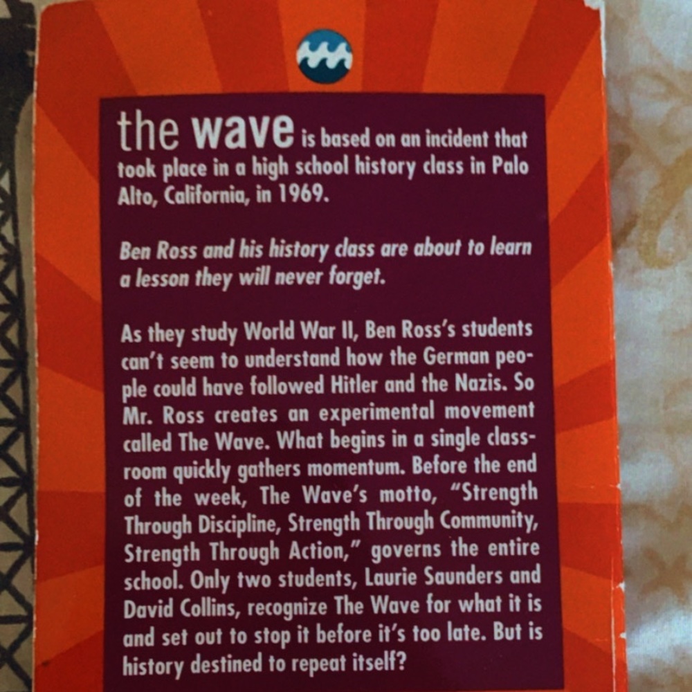 The Wave - Picture 2 of 2